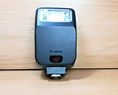 Canon speedlite 200e flash - canon,