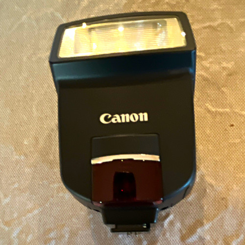Canon speedlite 220ex - 220ex, shoe